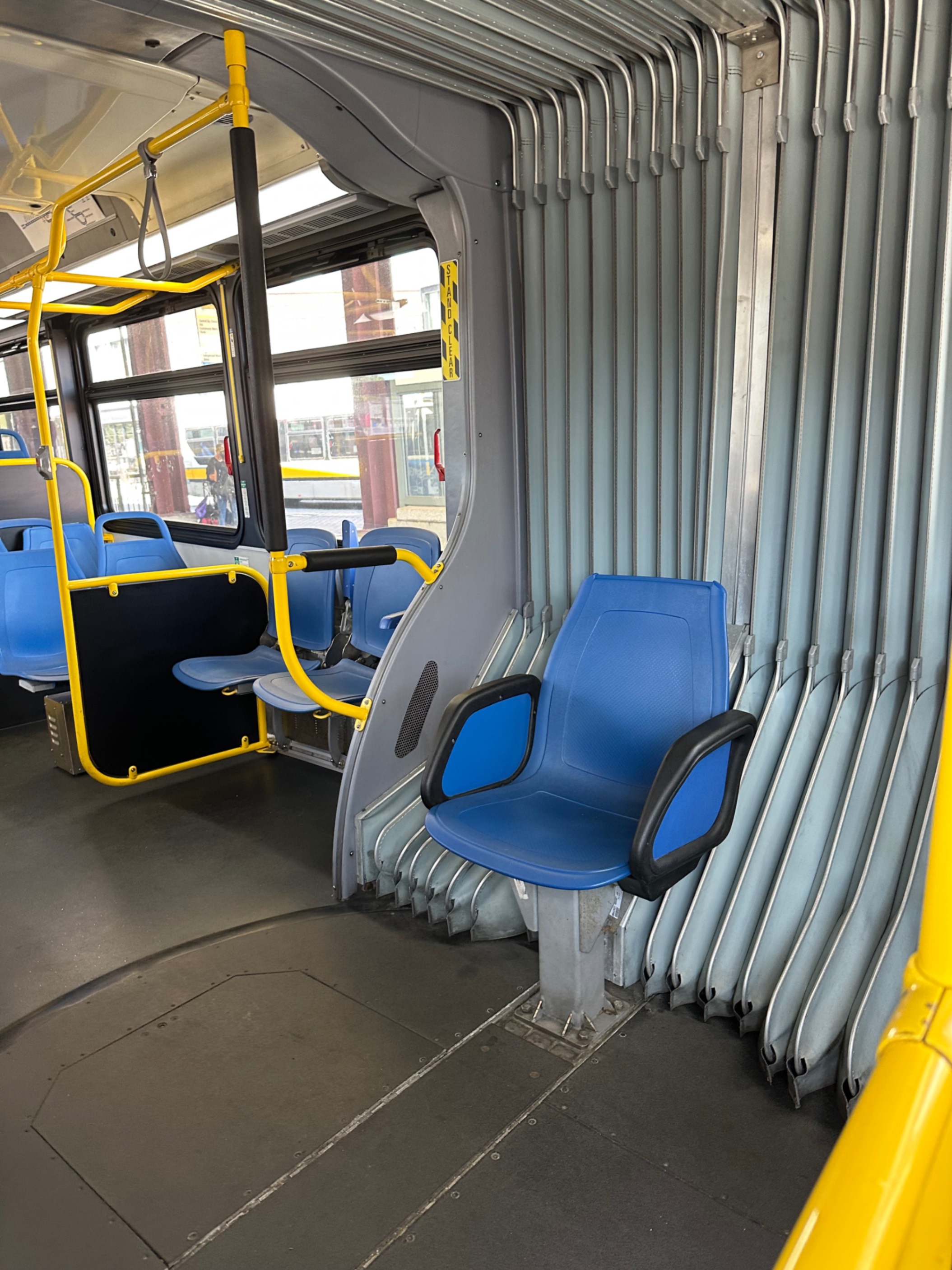 Solo seat