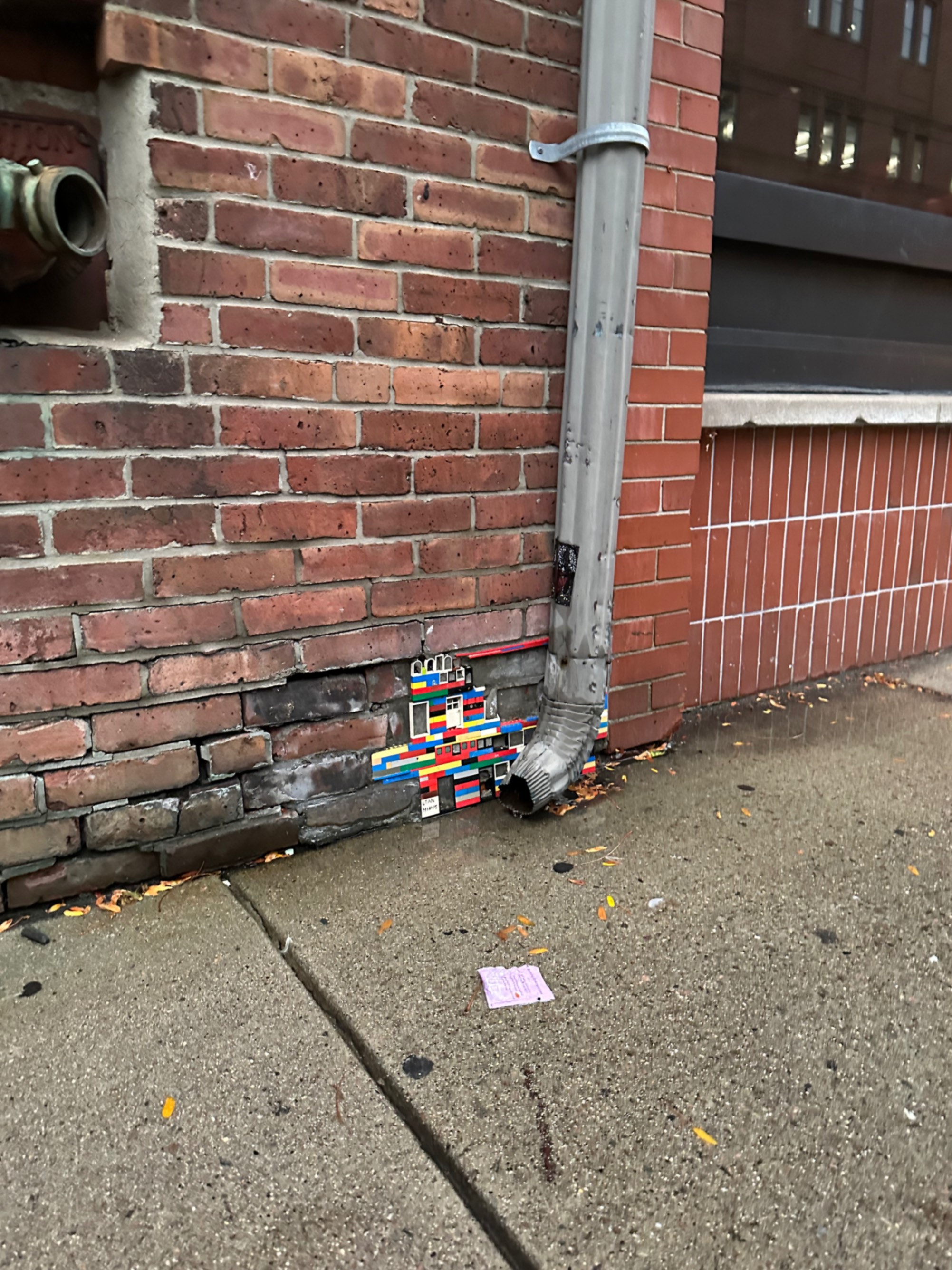 Structural bricks